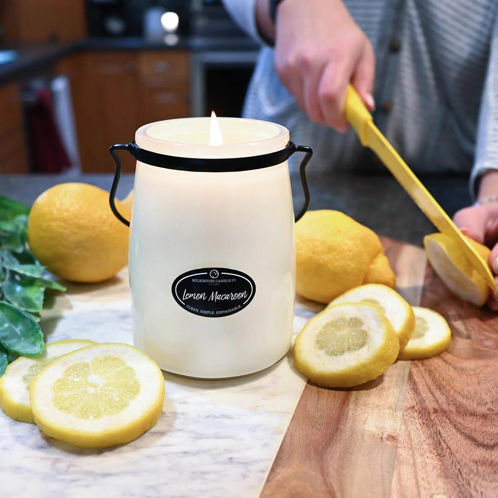 Honeyed Apricot – Milkhouse Candle Co. - 22oz