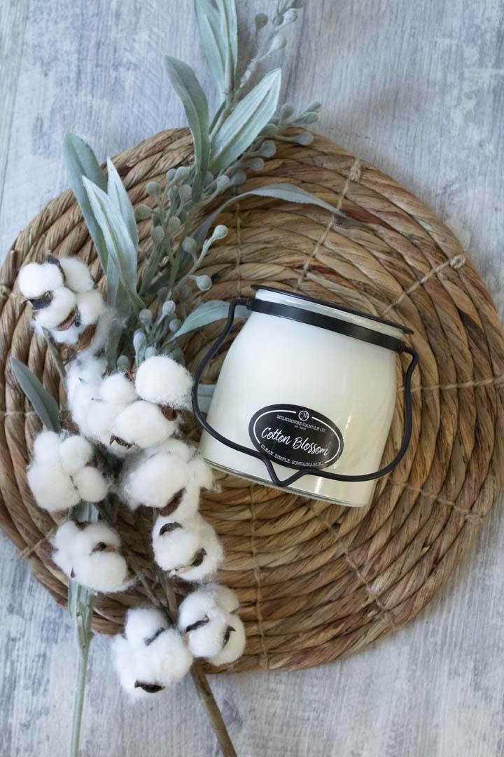 Milkhouse Candle Co: Cotton Blossom